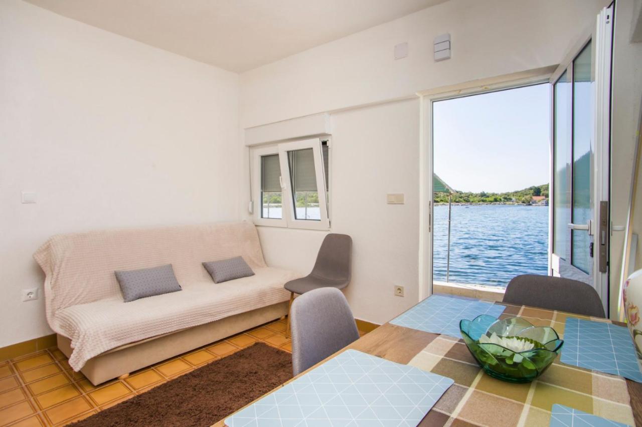 Apartment Pascal Janjina Exteriör bild
