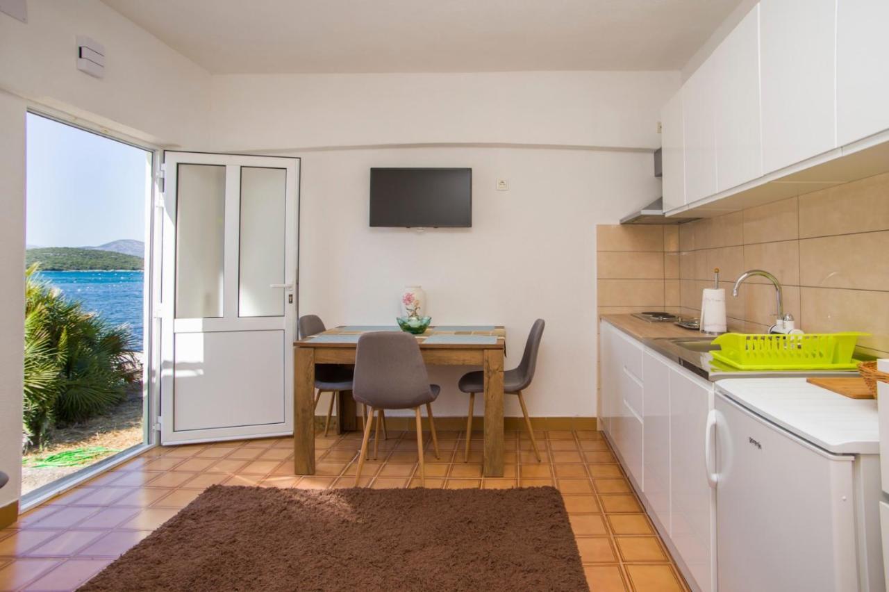 Apartment Pascal Janjina Exteriör bild